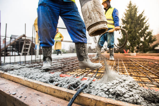 Best Commercial Concrete Contractor  in Hamilton, TX